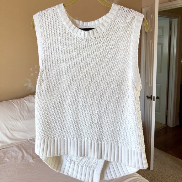 Banana Republic Sweaters - Banana Republic Short Sleeve Sweater Vest